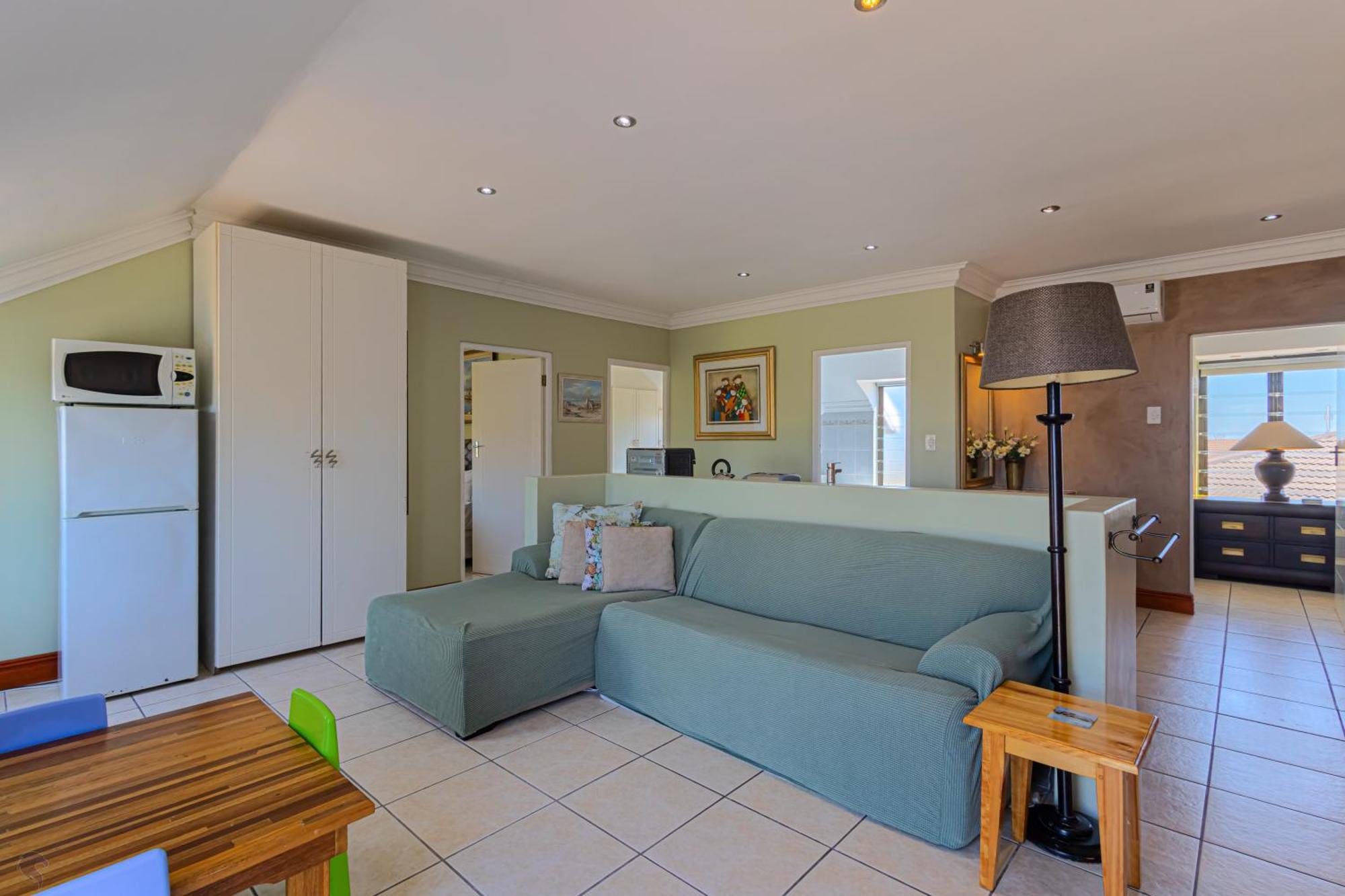 Holiday Guest House Langebaan Exterior photo